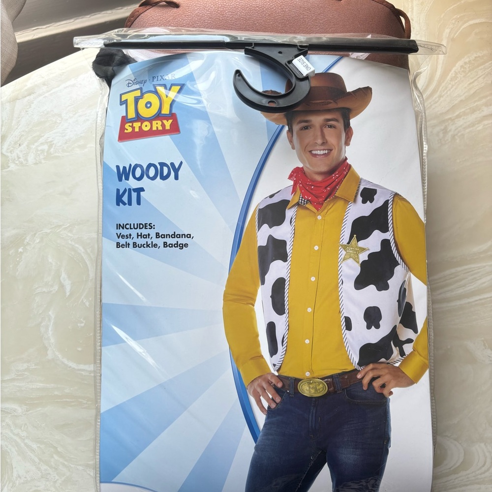 Woody men’s Costume Kit - Yellow Shirt included